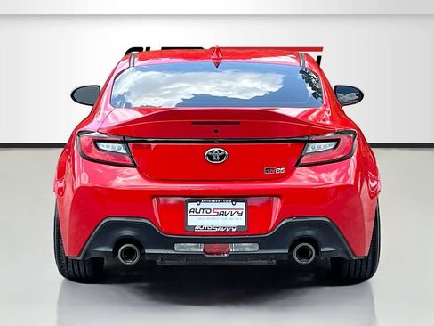 Used 2022 Toyota GR86 Premium RWD image 6