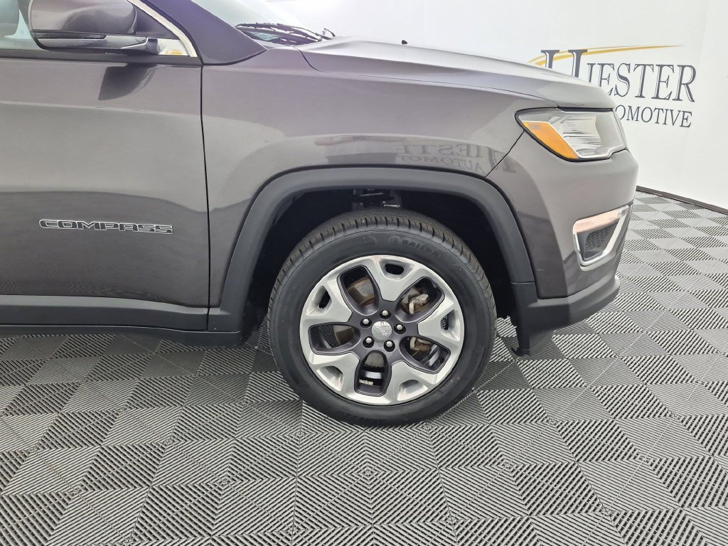 Used 2021 Jeep Compass Limited AWD/4WD image 12