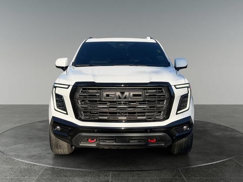 Used 2025 GMC Yukon AT4 w/ AT4 Premium Plus Package AWD/4WD image 2