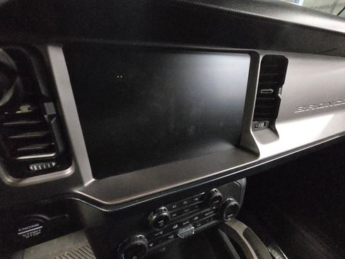 Used 2021 Ford Bronco Outer Banks w/ Sasquatch Package image 15