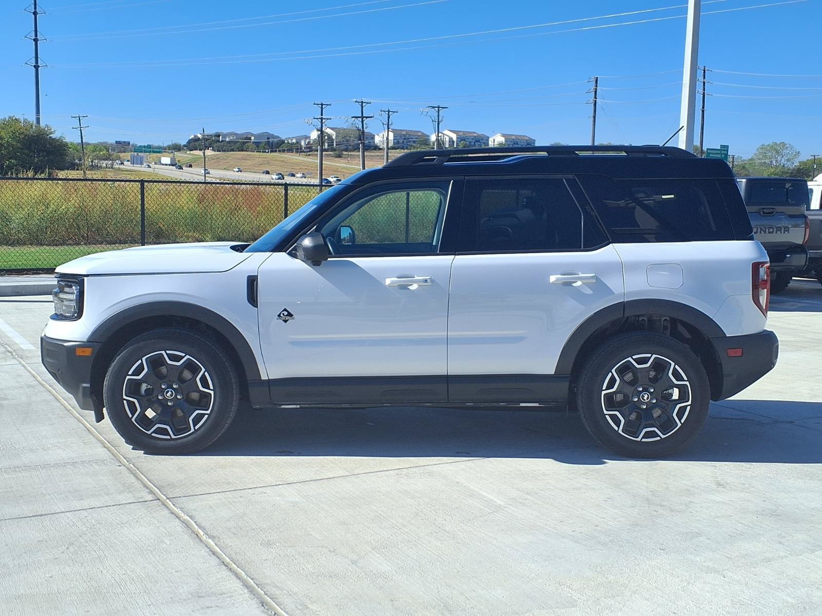 Used 2025 Ford Bronco Sport Outer Banks w/ Outer Banks Tech Package+ AWD/4WD image 6