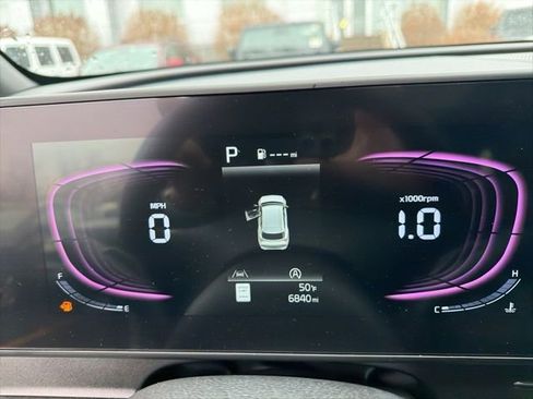 Used 2025 Kia Sportage X-Line w/ Premium Package image 15