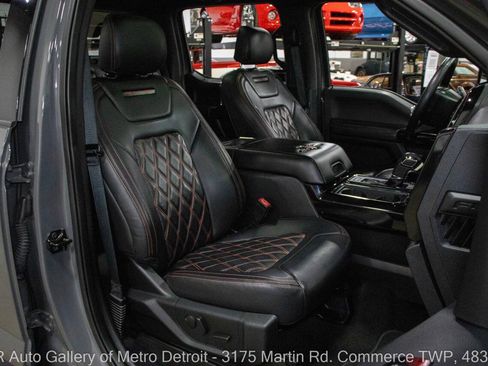 Used 2019 Ford F150 Lariat w/ Equipment Group 502A Luxury AWD/4WD image 38