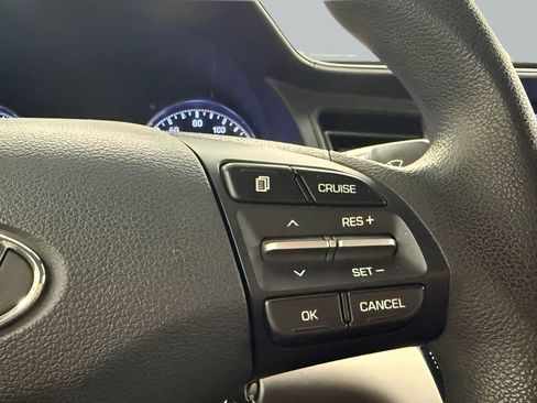 Used 2020 Hyundai Elantra SEL FWD image 18