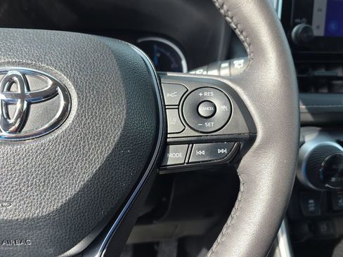 Used 2023 Toyota RAV4 XLE image 22