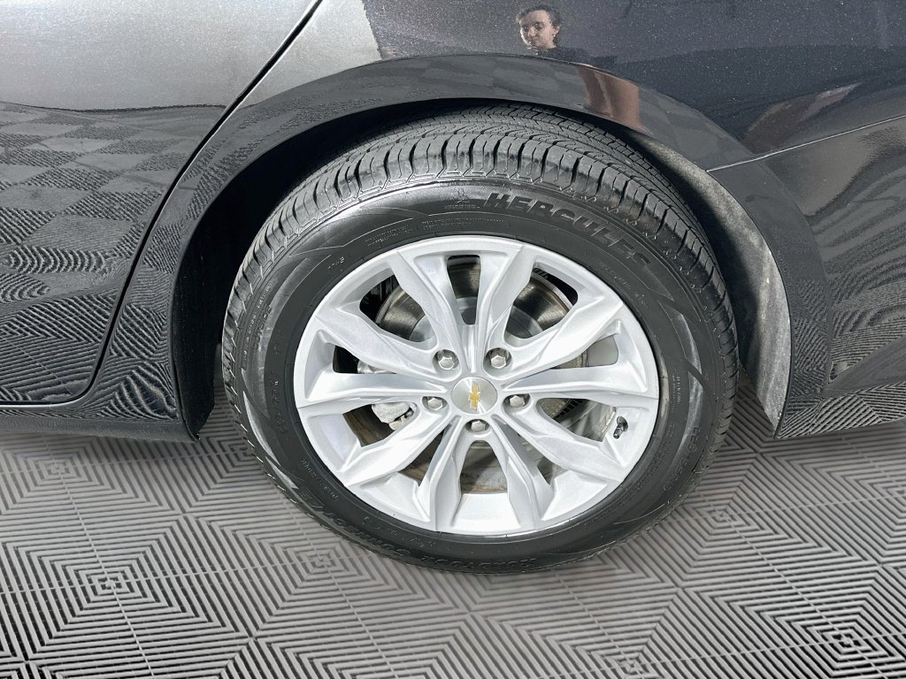 Used 2024 Chevrolet Malibu LT FWD image 38