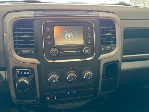 Used 2018 RAM 1500 Express RWD image 24