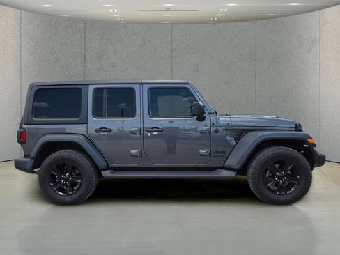 Used 2023 Jeep Wrangler Unlimited Sport AWD/4WD image 3