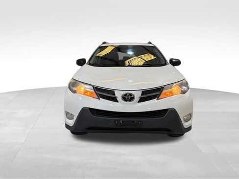 Used 2014 Toyota RAV4 LE image 2