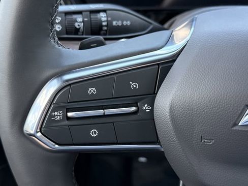 New 2026 Chevrolet Suburban Premier image 22