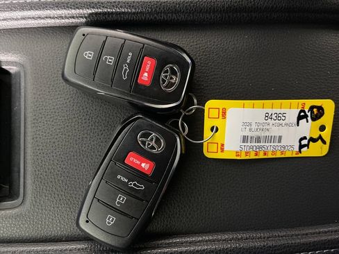 Certified 2026 Toyota Grand Highlander AWD Hybrid image 24