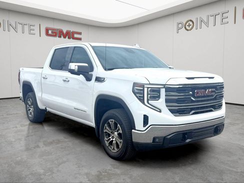 Used 2026 GMC Sierra 1500 SLT AWD/4WD image 1