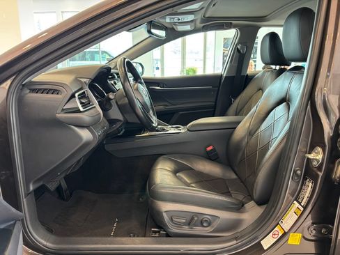Used 2018 Toyota Camry XLE w/ Audio Package FWD image 13