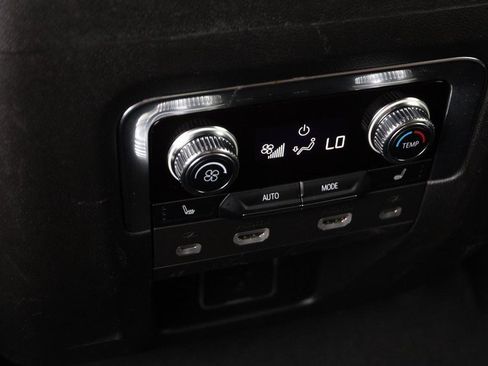 Used 2023 GMC Yukon Denali Ultimate AWD/4WD image 29