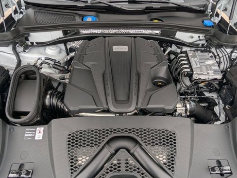 New 2026 Porsche Macan S AWD/4WD image 28