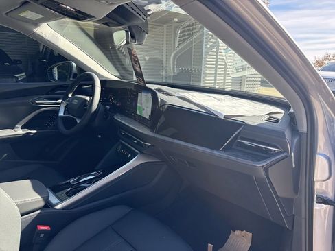 New 2025 Audi Q5 Premium Plus image 13
