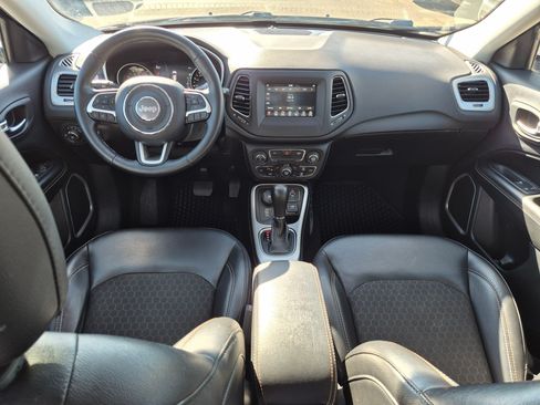 Used 2018 Jeep Compass Latitude w/ Popular Equipment Group AWD/4WD image 26