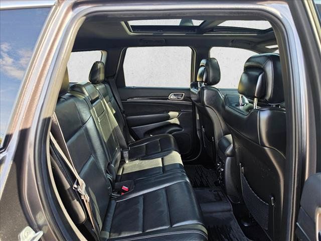Used 2014 Jeep Grand Cherokee Overland AWD/4WD image 12