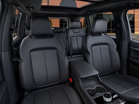 New 2026 Jeep Grand Cherokee Limited w/ Limited Altitude Package AWD/4WD image 16