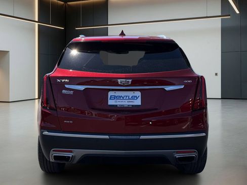 Used 2024 Cadillac XT5 Premium Luxury AWD/4WD image 4