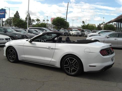 Used 2020 Ford Mustang Premium image 11