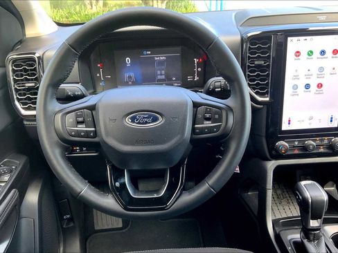 Certified 2024 Ford Ranger XLT image 5