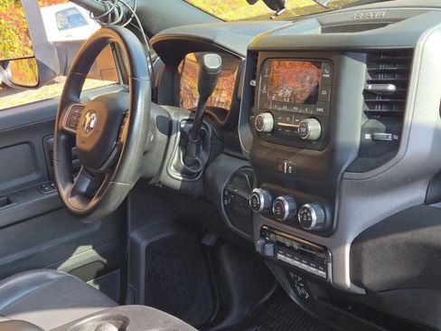 Used 2021 RAM 5500 Tradesman w/ Chrome Appearance Group image 8