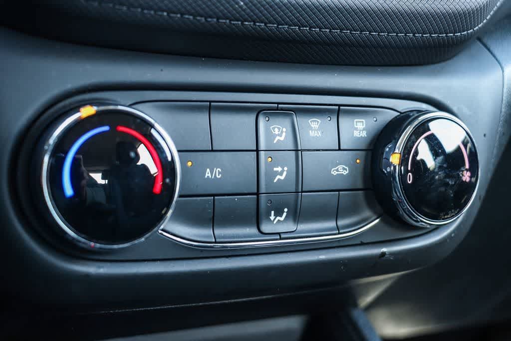 Used 2022 Chevrolet TrailBlazer LS FWD image 21