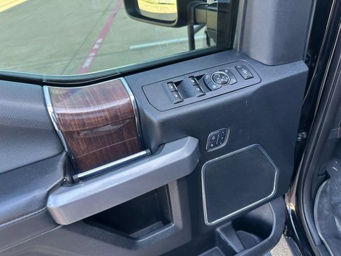 Used 2017 Ford F350 Platinum w/ Platinum Ultimate Package AWD/4WD image 32