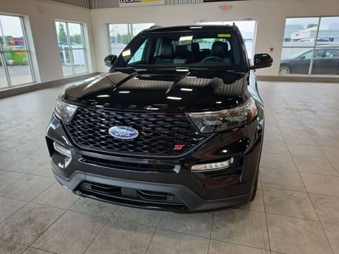 Used 2023 Ford Explorer ST w/ Equipment Group 401A AWD/4WD image 2