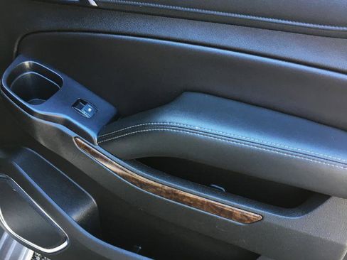 Used 2018 Chevrolet Suburban LS w/ Enhanced Driver Alert Package image 15