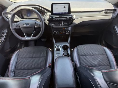 Used 2025 Ford Escape ST-Line FWD image 8
