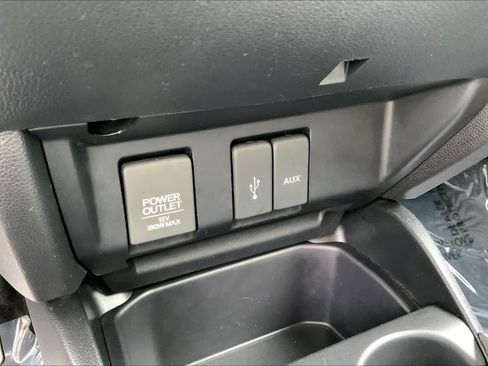 Used 2017 Honda Fit LX image 33