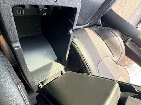 Used 2020 Jeep Cherokee Limited image 63