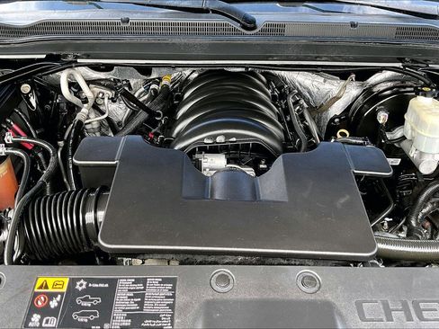 Used 2016 Chevrolet Suburban LTZ image 30