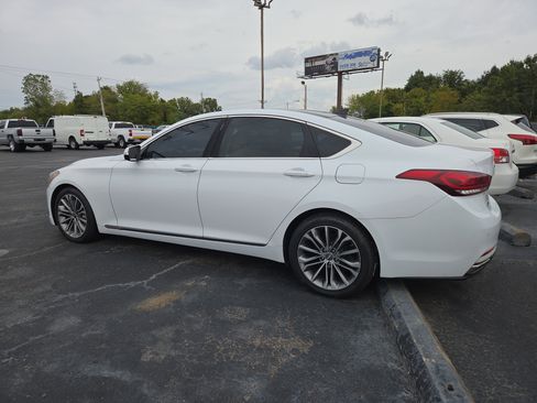 Used 2015 Hyundai Genesis 3.8 w/ Option Group 03 image 3