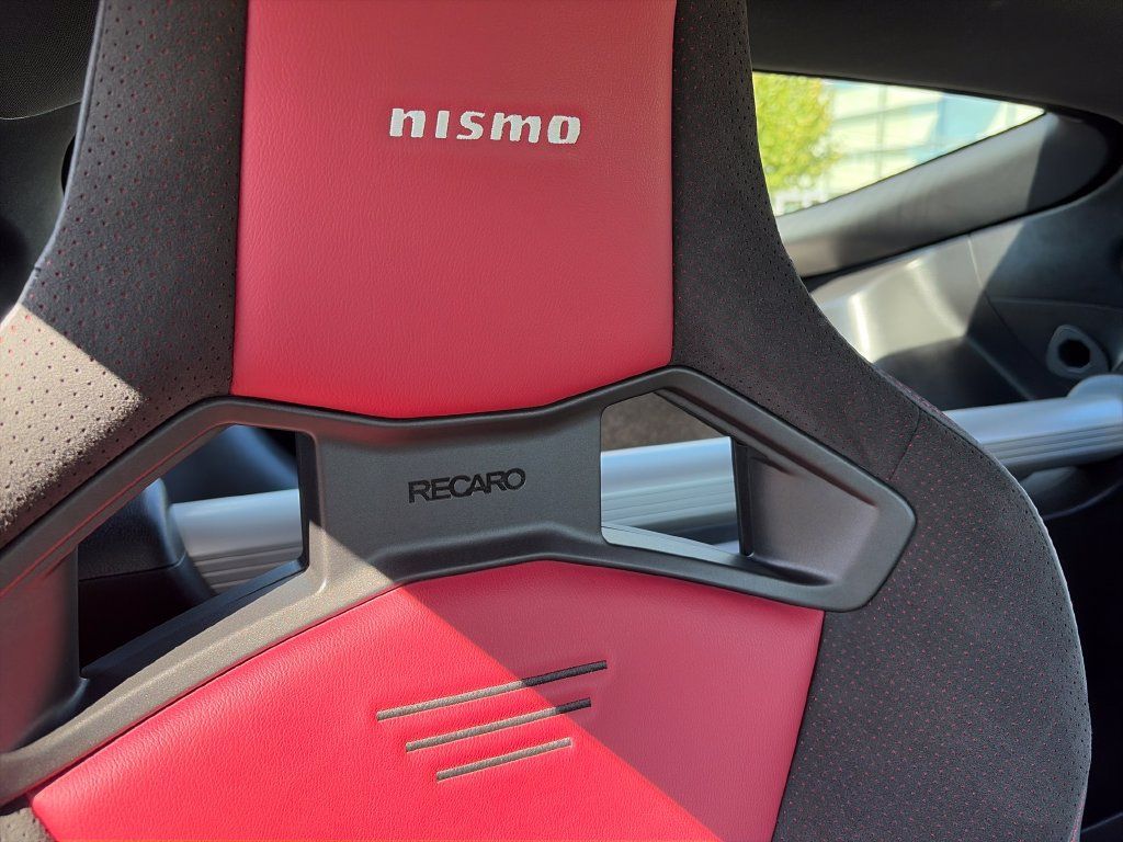 Used 2024 Nissan Z NISMO w/ Floor Mat Package RWD image 18