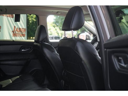 Used 2024 Nissan Rogue SV w/ SV Premium Package FWD image 47