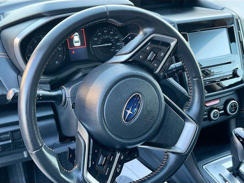 Used 2023 Subaru Crosstrek 2.0i Premium w/ Popular Package #2 image 11