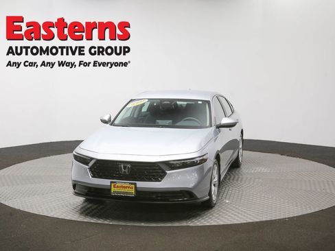 Used 2025 Honda Accord LX image 45