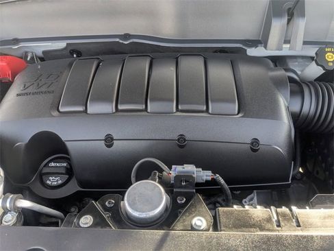 Used 2017 GMC Acadia Limited SLT image 37