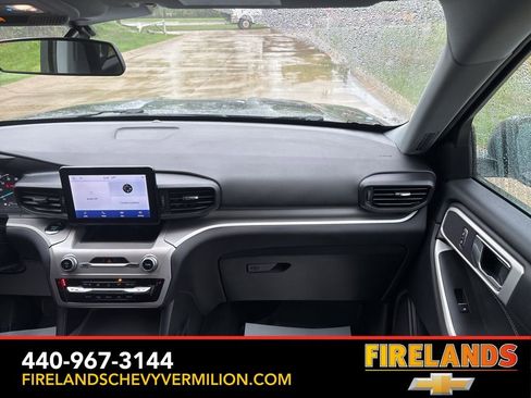 Used 2022 Ford Explorer XLT AWD/4WD image 37