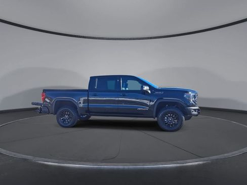 Used 2023 GMC Sierra 1500 AT4X image 9