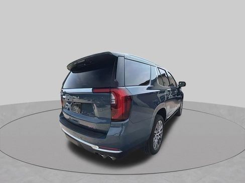 Used 2025 GMC Yukon Denali w/ Sun & Power Step Package AWD/4WD image 3