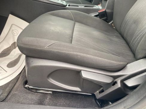 Used 2017 Ford Focus SE image 15