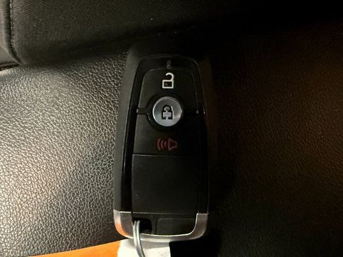 Used 2020 Ford EcoSport SE image 16