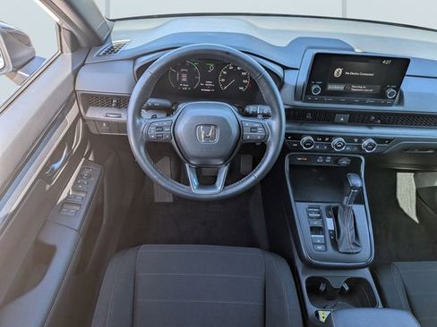 Used 2023 Honda CR-V Sport image 17