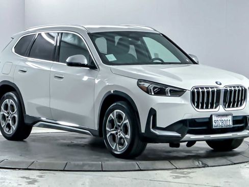 Used 2023 BMW X1 xDrive28i w/ Convenience Package image 9
