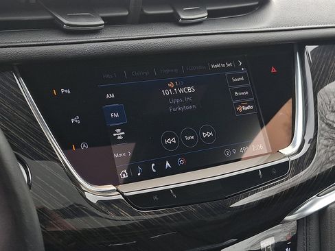 Certified 2022 Cadillac XT6 Premium Luxury w/ Technology Package image 17