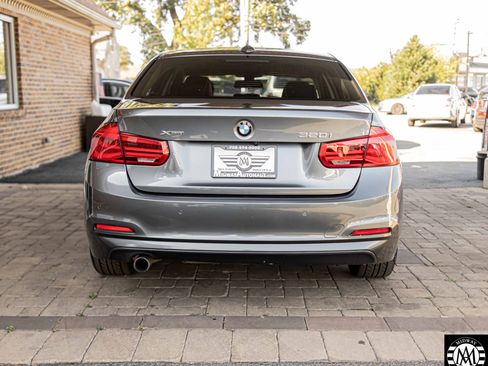 Used 2017 BMW 320i xDrive Sedan image 12